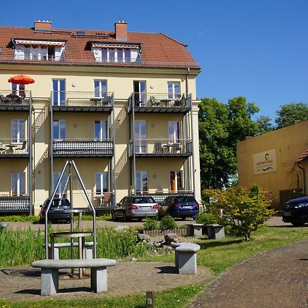 Einraumapartment Im Erdgeschoss Mit Seeblick Rheinsberg Exterior foto